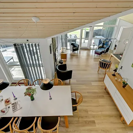 Casa de Férias 4 Bedroom Amazing Home In Rudkobing Spodsbjerg